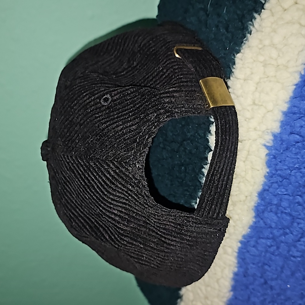 SNRK Hat - Picture 3 of 7